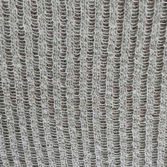 Jennifer Lopez sparkly sweater - Picture 6 of 8